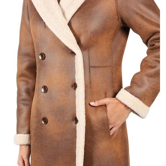 ARTICO Faux Shearling Coat. Made in Italy. Price Is Firm. - Picture 5 of 16